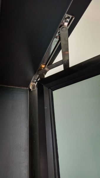 Pivot Window Replacement in Lake Worth